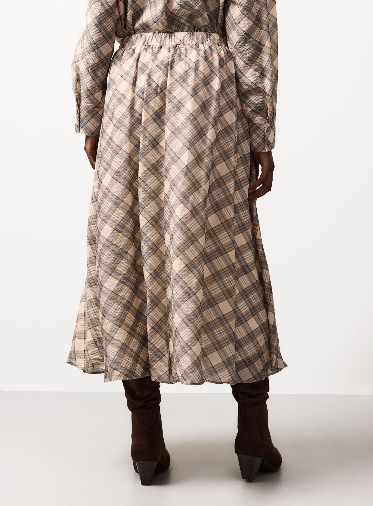 Cream & Blue Check Print Midaxi Full Skirt 8 - Image 4 thumbnail